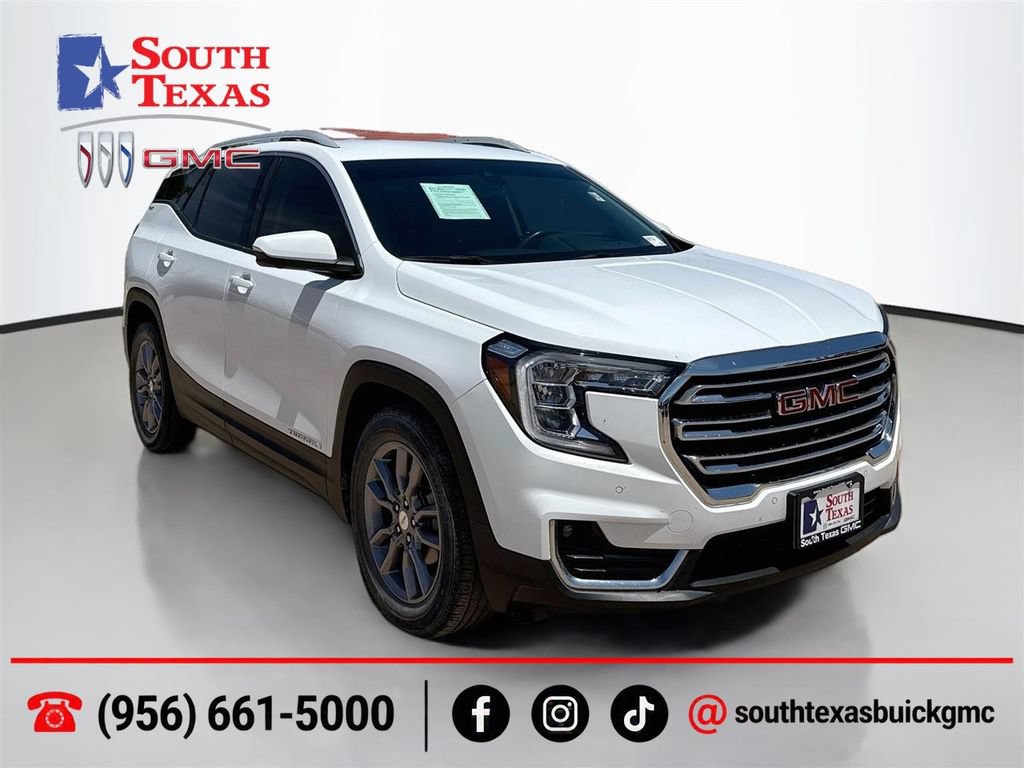 Used 2022 GMC Terrain SLT w/ Tech Package FWD image 1
