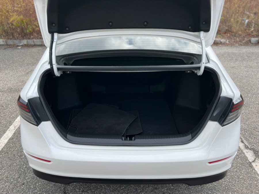 Used 2023 Honda Accord EX image 38