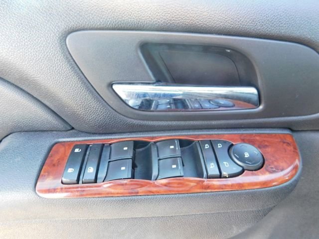 Used 2011 Chevrolet Avalanche LS w/ Regional Value Package image 11