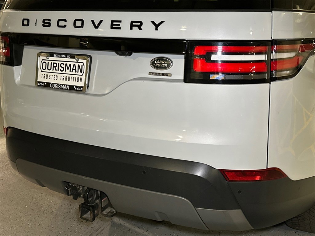 Used 2017 Land Rover Discovery HSE image 5