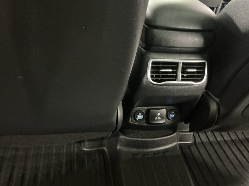 Certified 2022 Hyundai Santa Fe Limited AWD/4WD image 12