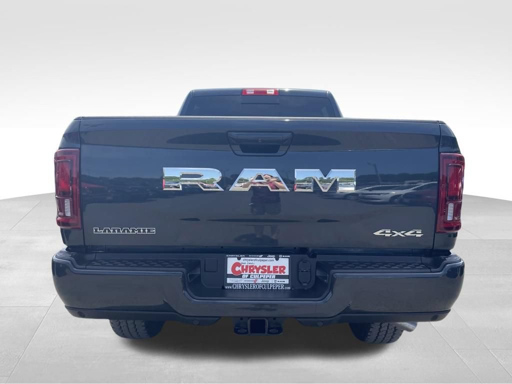 New 2026 RAM 2500 Laramie AWD/4WD image 13