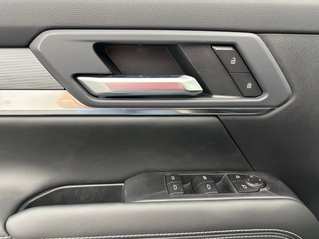 New 2026 GMC Terrain Elevation w/ Elevation Premium Package image 17