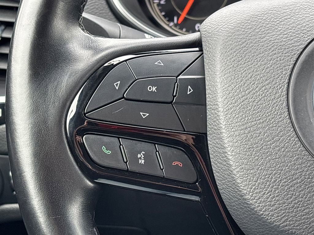 Used 2021 Jeep Cherokee Latitude Plus image 24