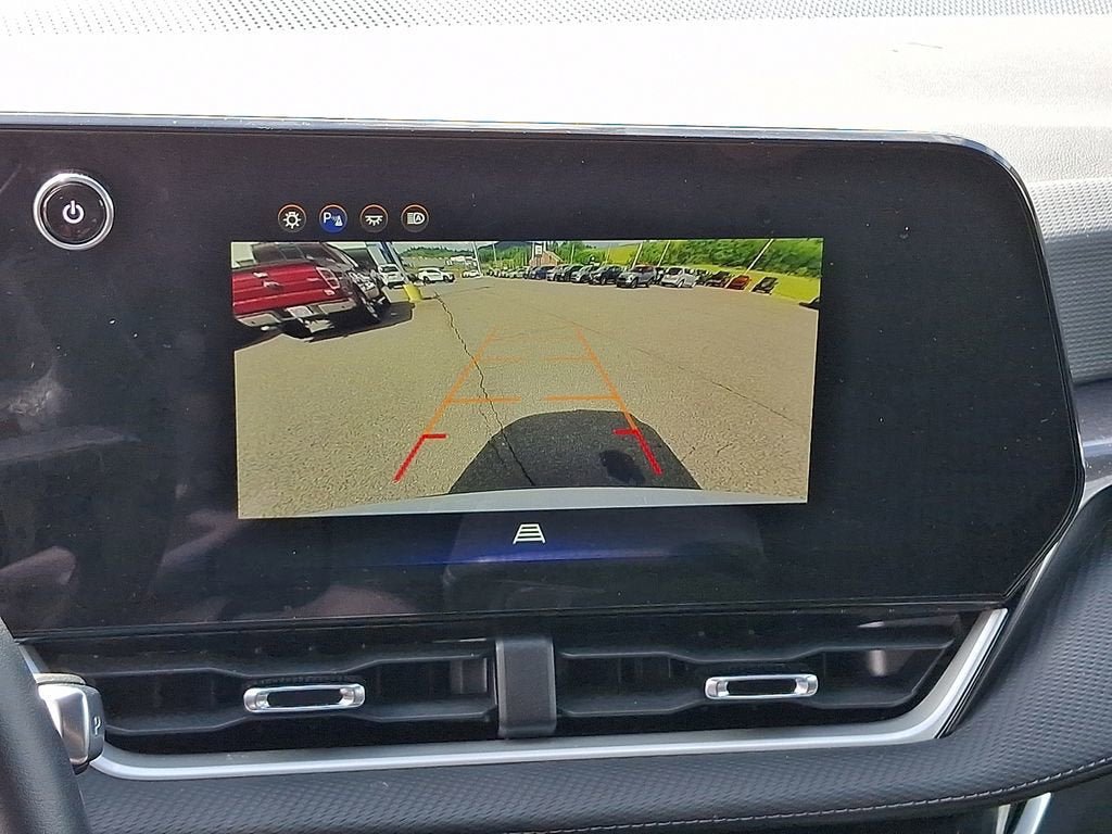 Used 2025 Chevrolet Equinox LT AWD/4WD image 18
