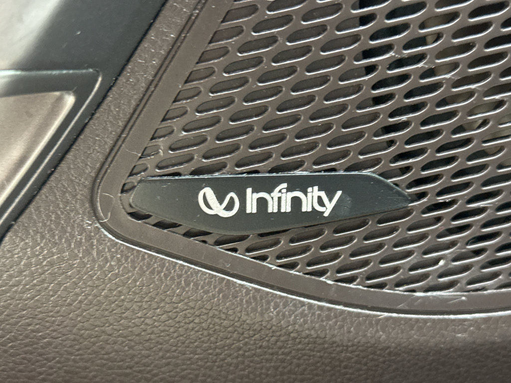 Used 2017 Hyundai Santa Fe Sport image 14