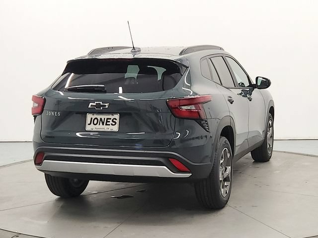 New 2026 Chevrolet Trax LT w/ Driver Confidence Package FWD image 6
