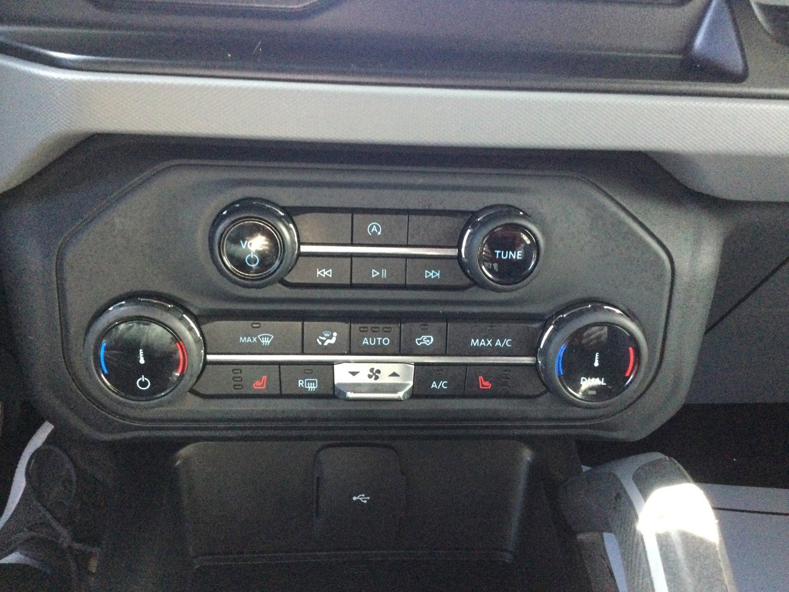 Used 2022 Ford Bronco Big Bend image 10