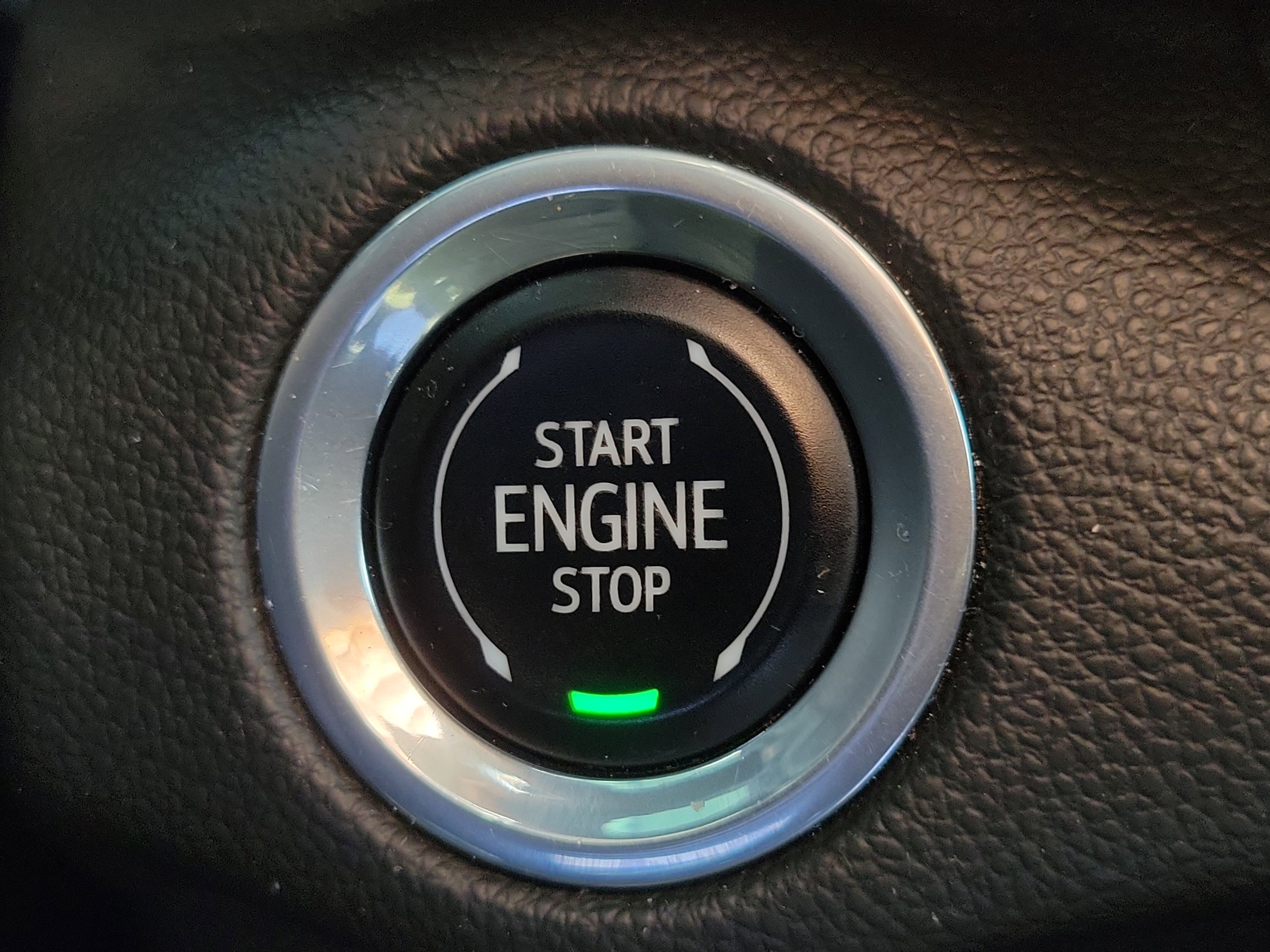 Used 2023 Buick Envision Essence image 30