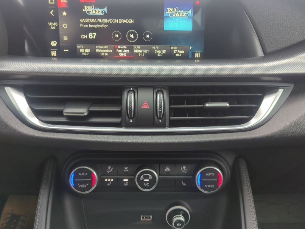 Used 2025 Alfa Romeo Stelvio Sprint w/ Veloce Package image 26