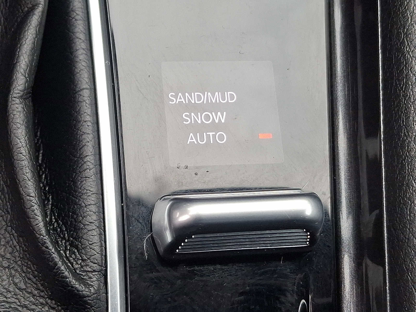 Used 2023 Jeep Compass Latitude image 23