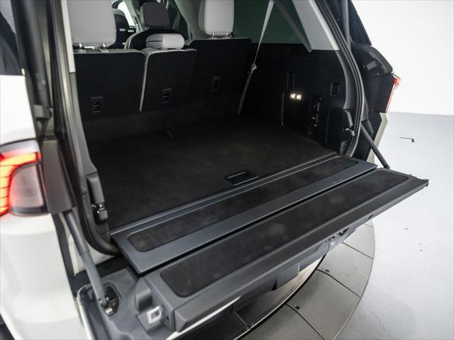 New 2025 Lincoln Navigator L Black Label w/ Black Label Special Edition AWD/4WD image 35