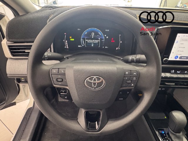 Used 2025 Toyota Camry LE FWD image 20
