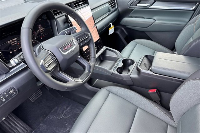 New 2026 GMC Terrain AT4 w/ LPO, Floor Liner Package image 10