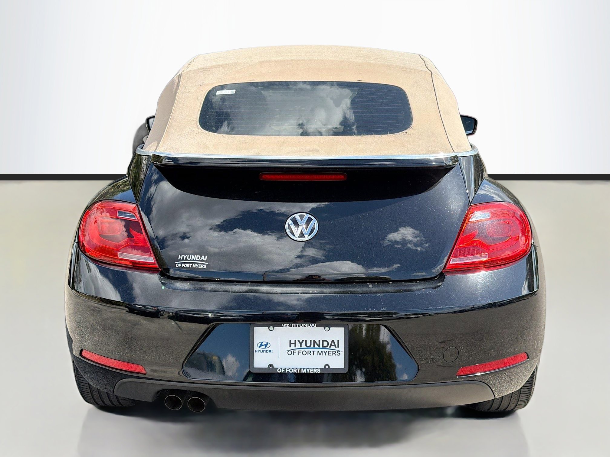 Used 2014 Volkswagen Beetle 2.5 image 4