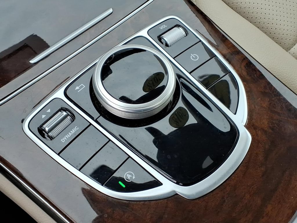 Used 2018 Mercedes-Benz C 300 4MATIC Sedan image 18