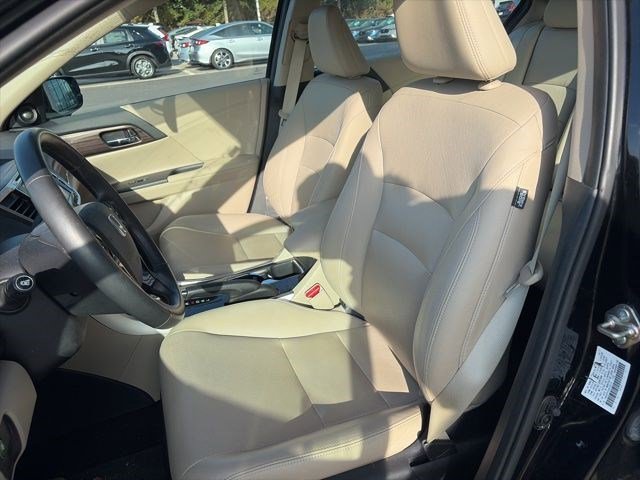 Used 2017 Honda Accord EX-L image 14