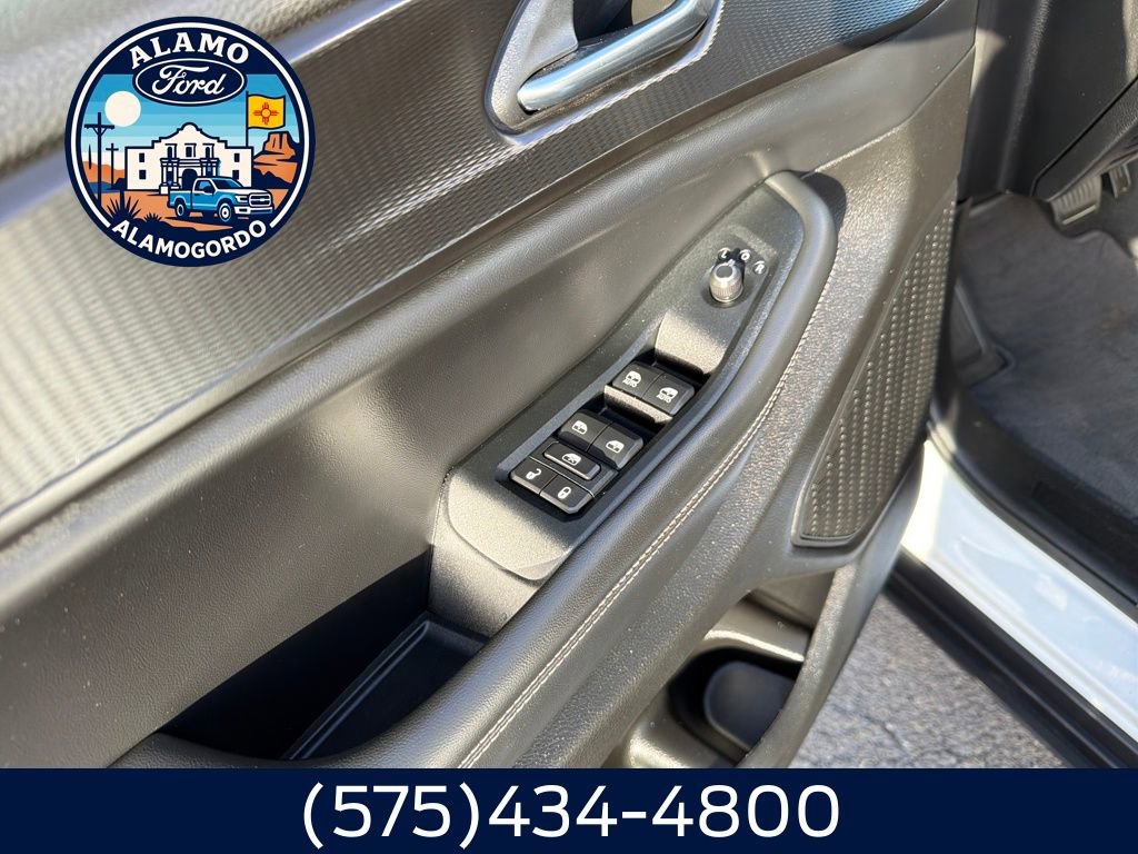 Used 2023 Jeep Grand Cherokee L Laredo image 11