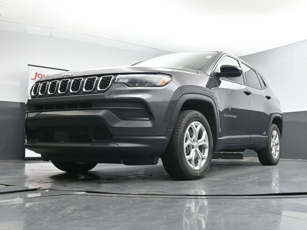 Used 2024 Jeep Compass Sport AWD/4WD image 20