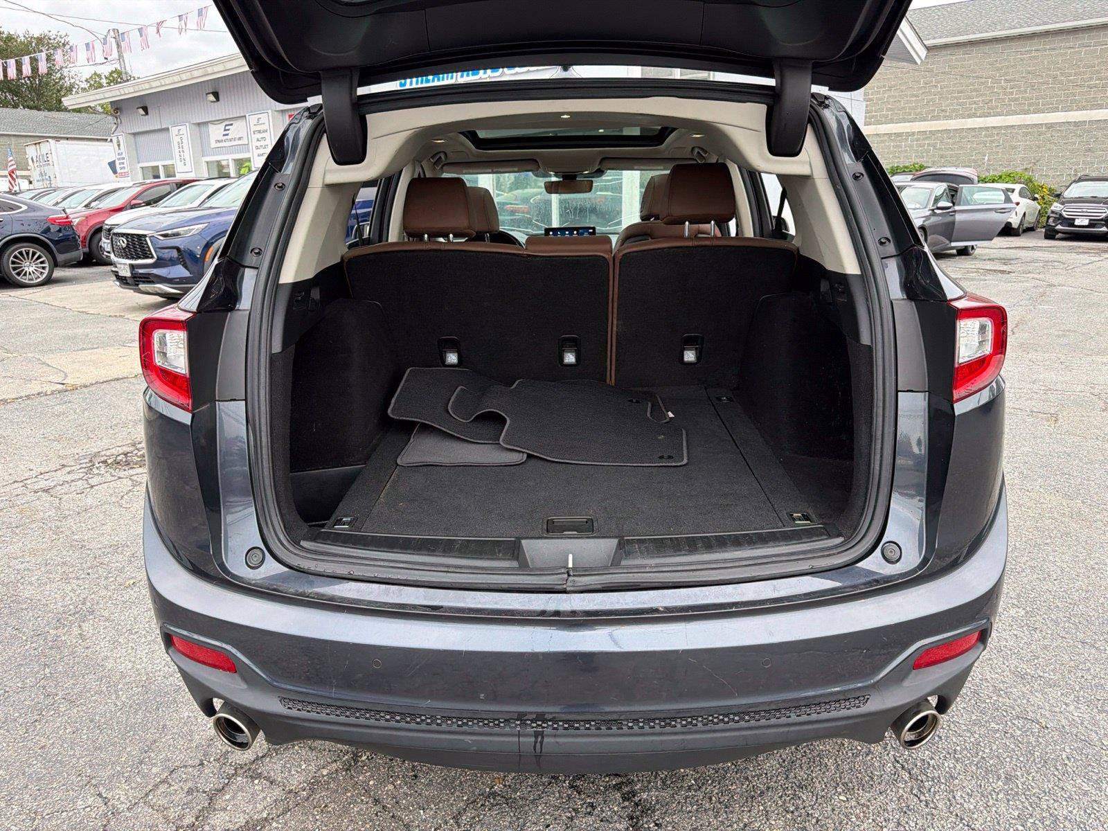 Used 2021 Acura RDX w/ Technology Package AWD/4WD image 12