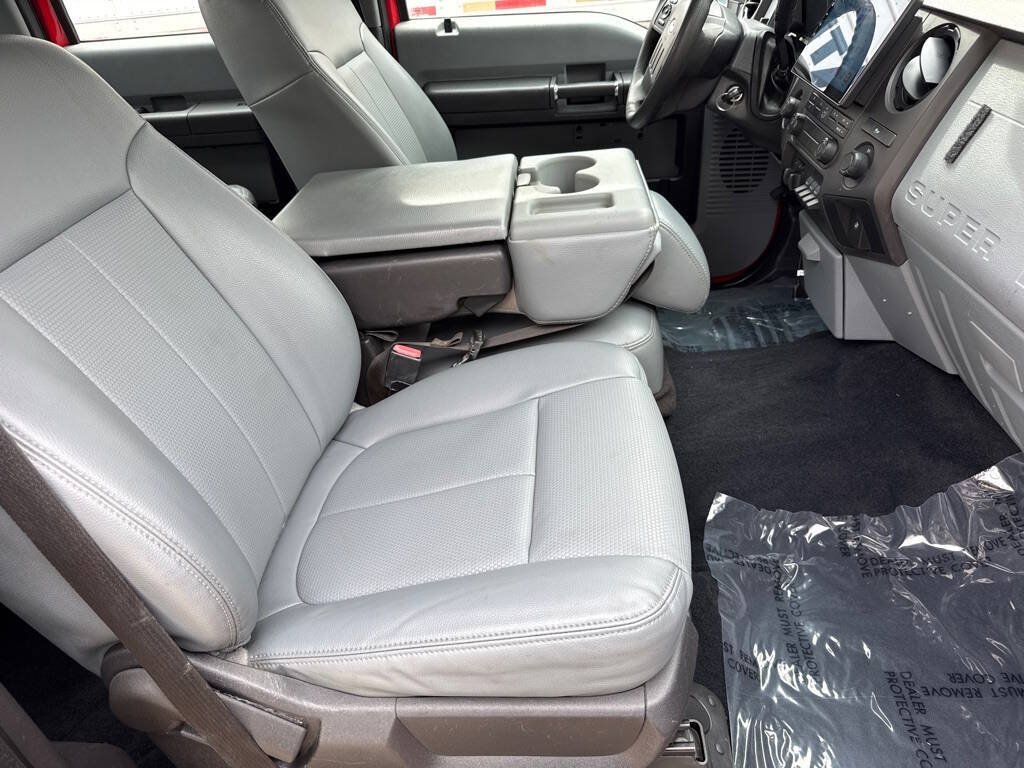 Used 2016 Ford F250 XL w/ Power Equipment Group AWD/4WD image 17