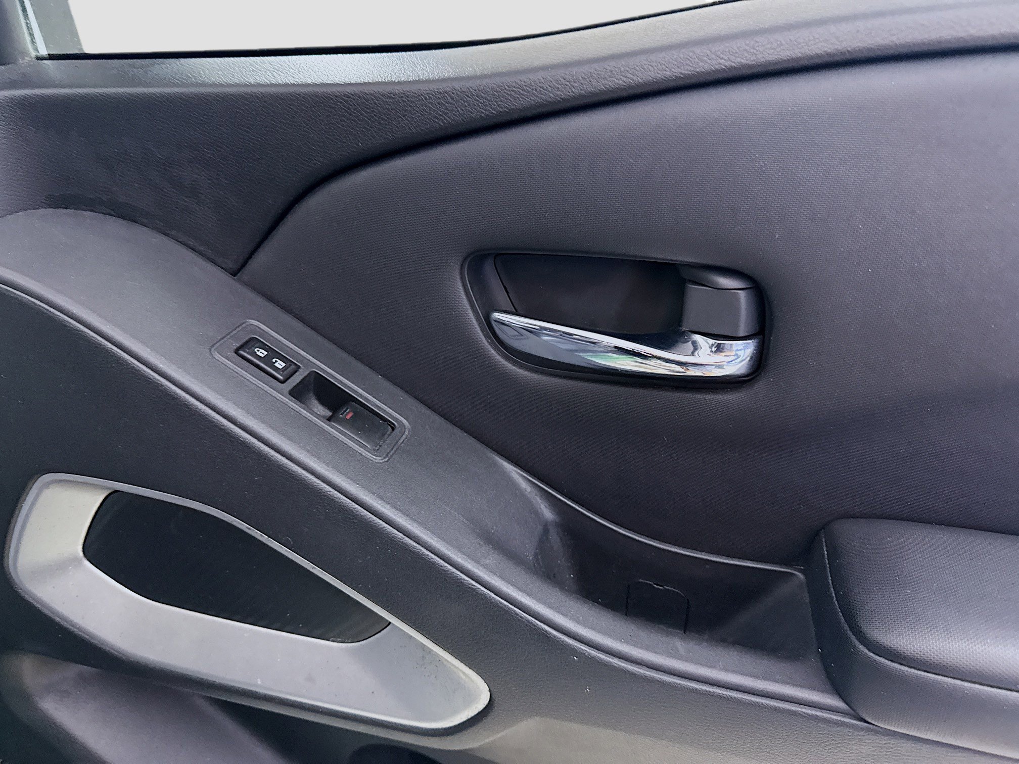 Used 2022 Nissan Frontier SV image 31