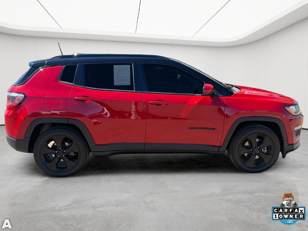 Used 2019 Jeep Compass Latitude FWD image 7