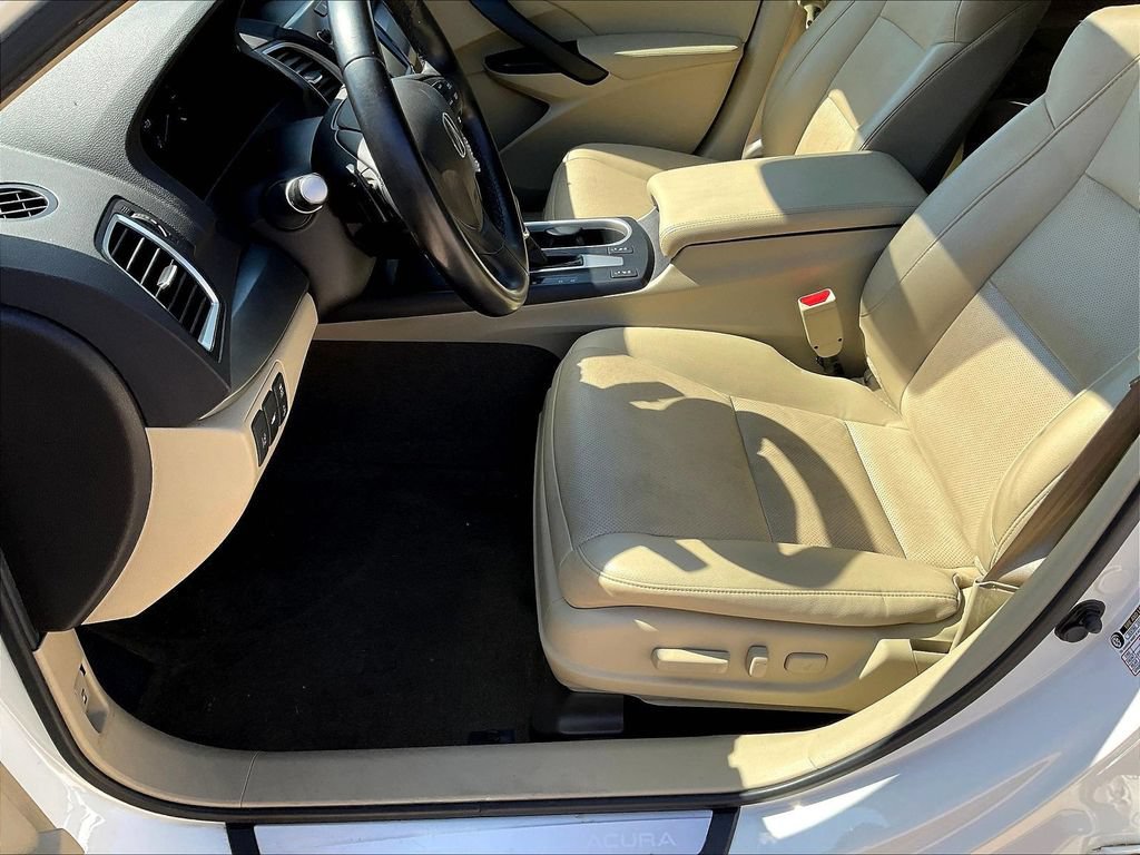 Used 2016 Acura RDX w/ Technology Package AWD/4WD image 16