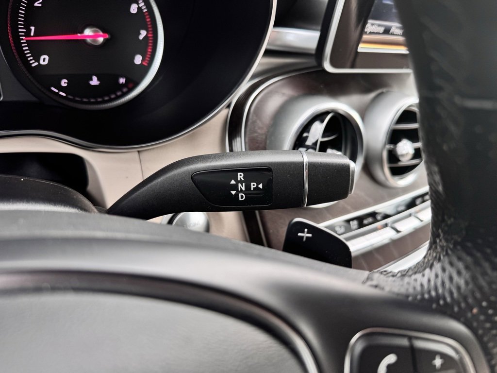 Used 2018 Mercedes-Benz GLC 300 4MATIC image 27