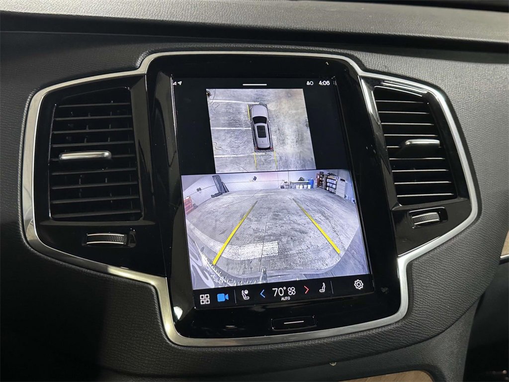 Used 2024 Volvo XC90 B6 Plus image 19
