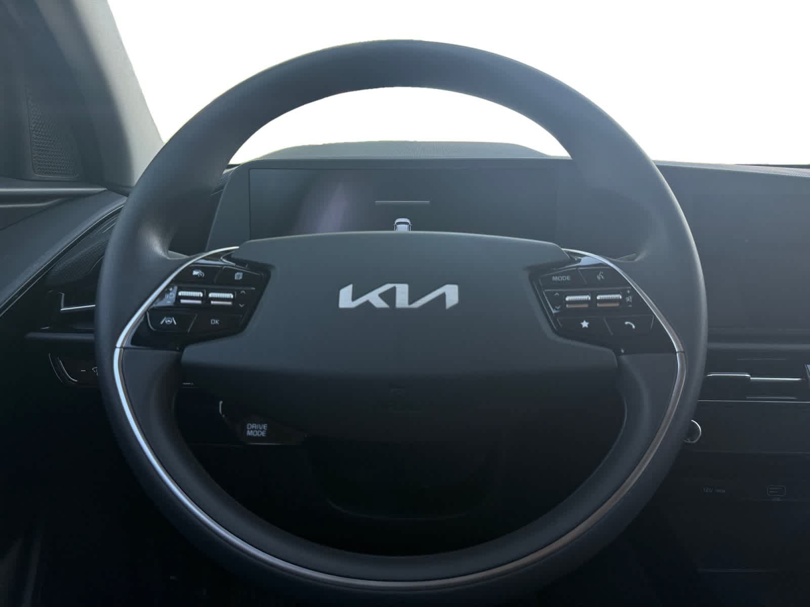 New 2026 Kia Niro LX FWD image 13