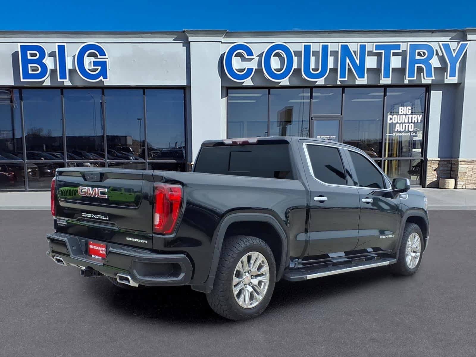 Used 2021 GMC Sierra 1500 Denali w/ Technology Package AWD/4WD image 5