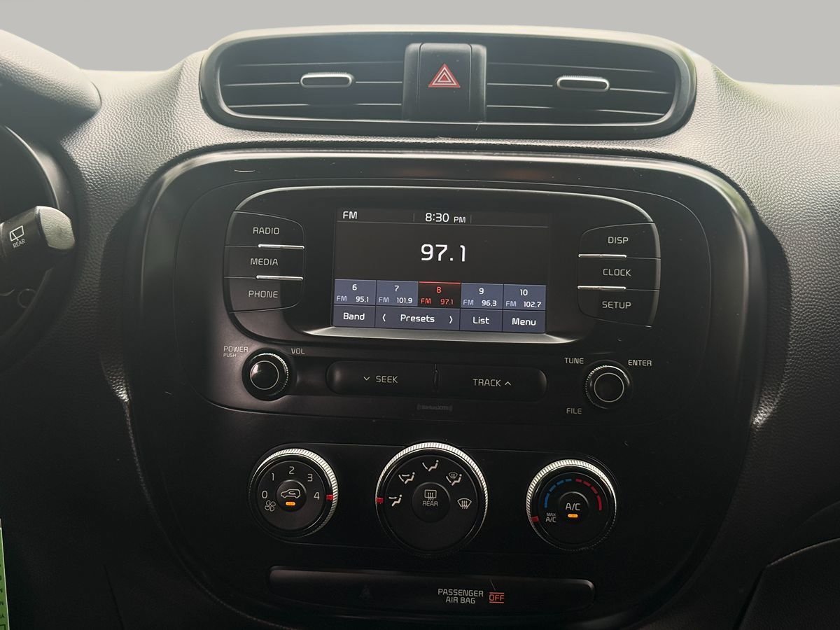Used 2019 Kia Soul FWD image 22