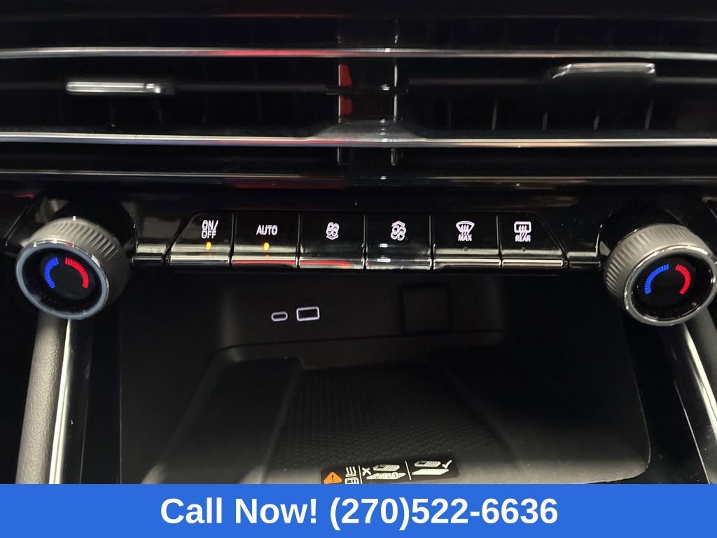 Used 2026 Chevrolet Traverse LT image 25