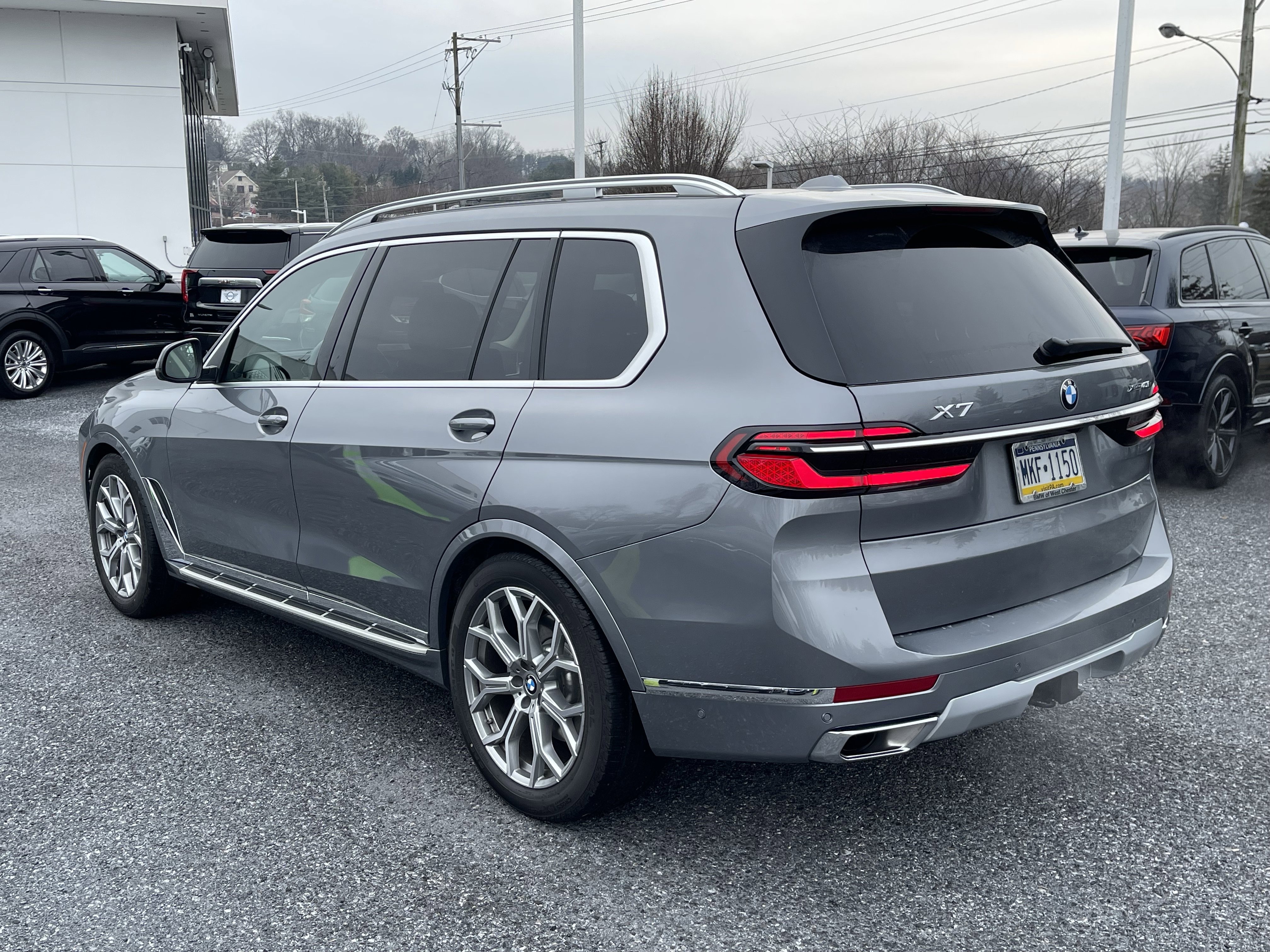 Used 2026 BMW X7 xDrive40i w/ Executive Package image 6