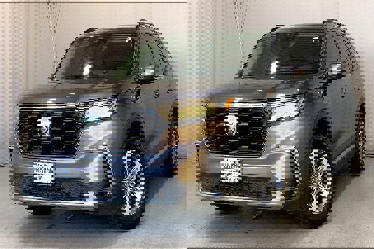 Used 2024 Honda Pilot EX-L image 11