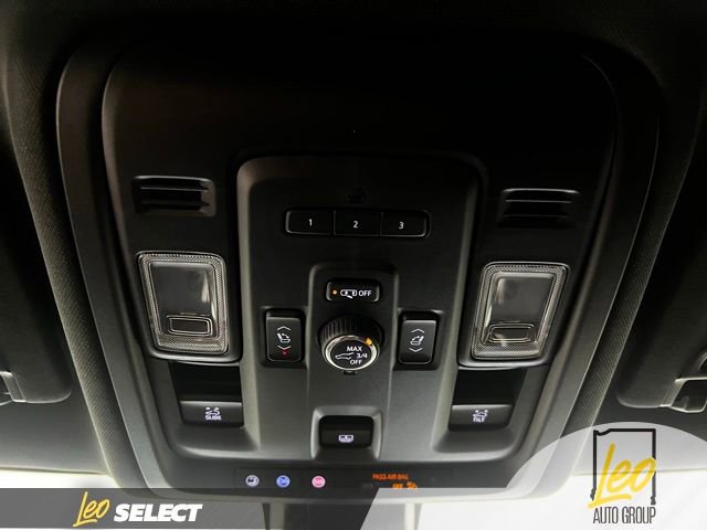 Used 2021 Chevrolet Tahoe High Country w/ Premium Package AWD/4WD image 10
