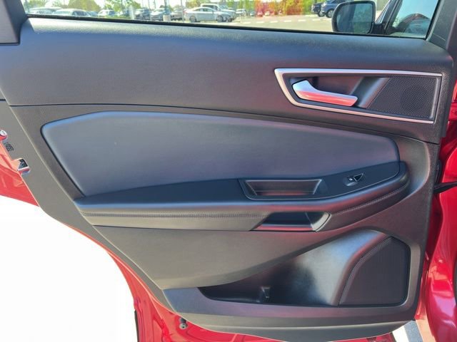 Used 2023 Ford Edge SEL w/ Sport Appearance Package AWD/4WD image 18