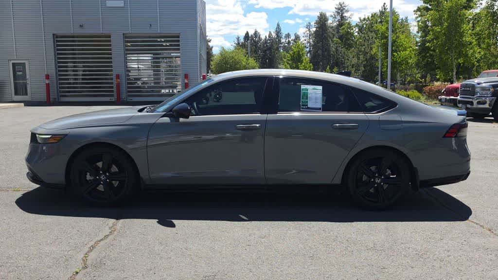 Used 2025 Honda Accord Sport image 5