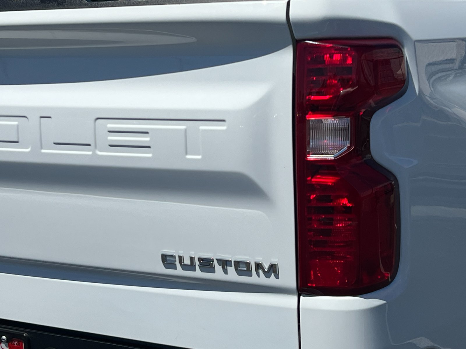 Used 2024 Chevrolet Silverado 1500 Custom RWD image 26
