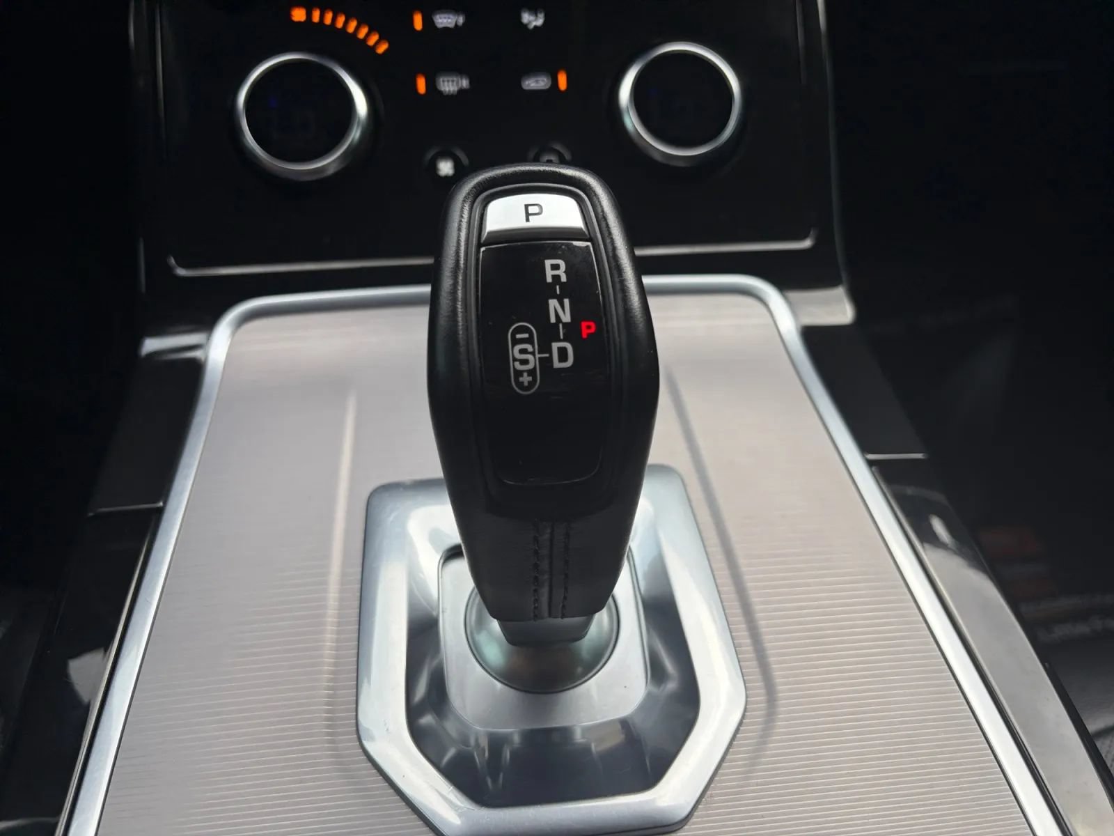 Used 2021 Land Rover Range Rover Evoque S AWD/4WD image 25