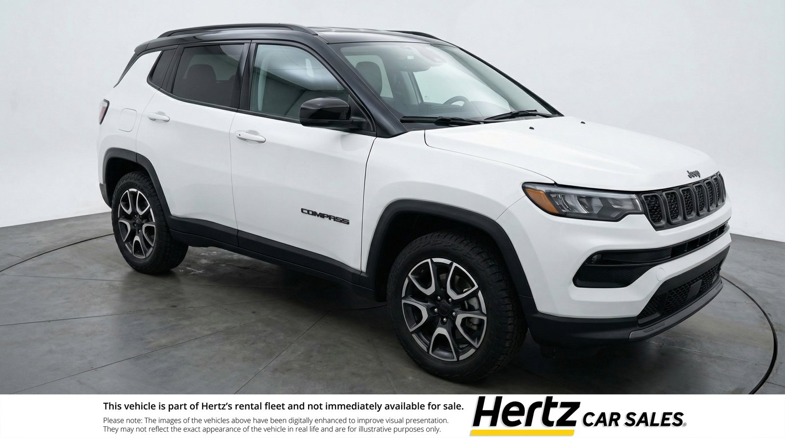 Used 2025 Jeep Compass Trailhawk image 1