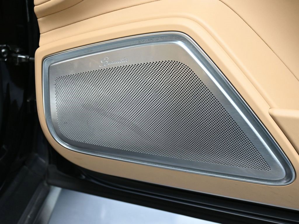 Certified 2018 Porsche Panamera Turbo S image 31