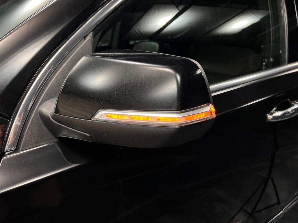 Used 2022 Chevrolet Traverse High Country image 32