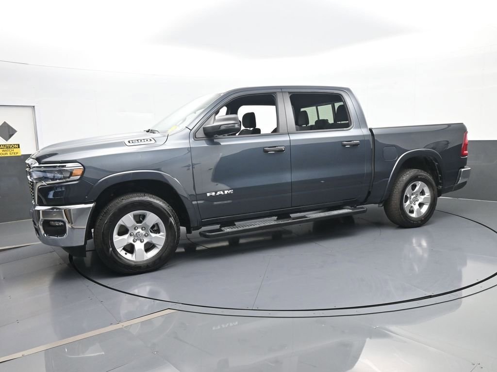 Used 2025 RAM 1500 Big Horn AWD/4WD image 2