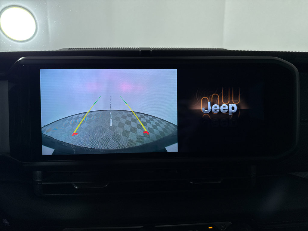 Used 2024 Jeep Wrangler Unlimited Rubicon 4xe image 14