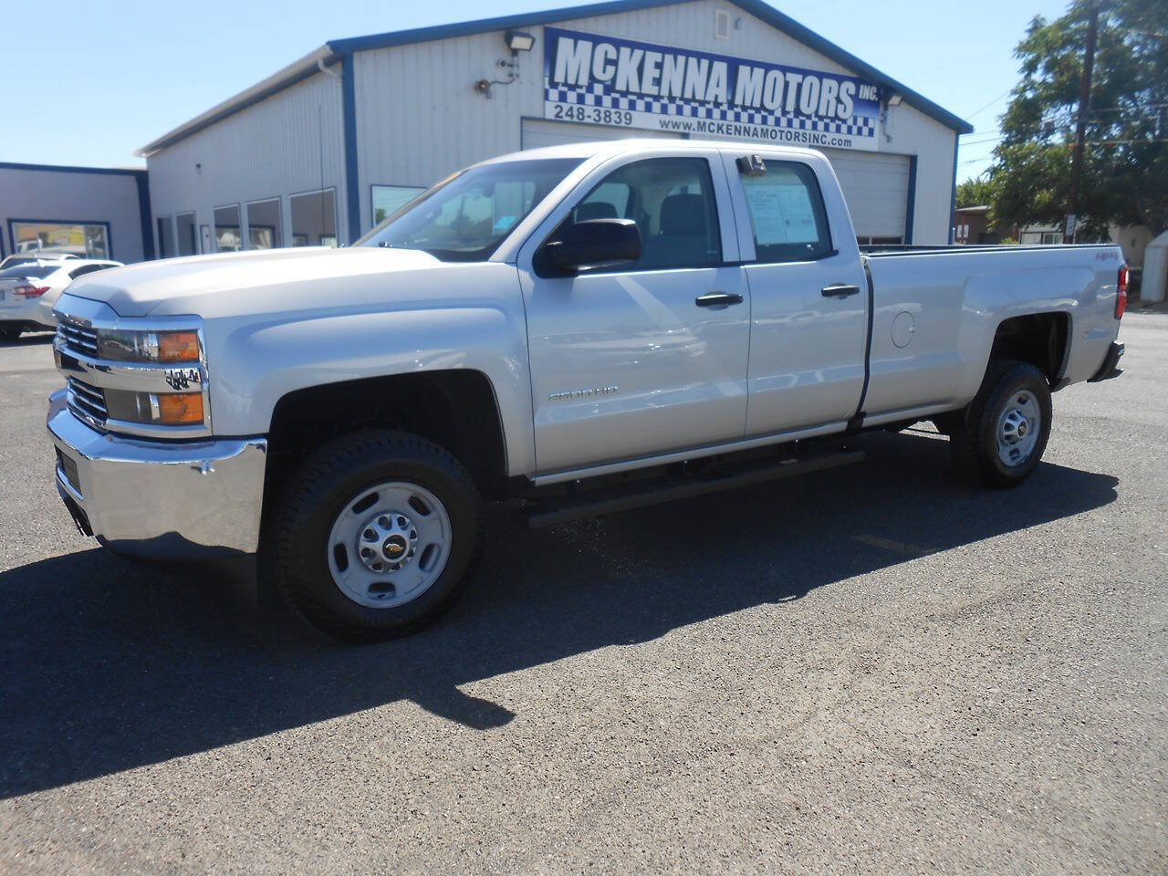 Used 2017 Chevrolet Silverado 2500 W/T AWD/4WD image 5