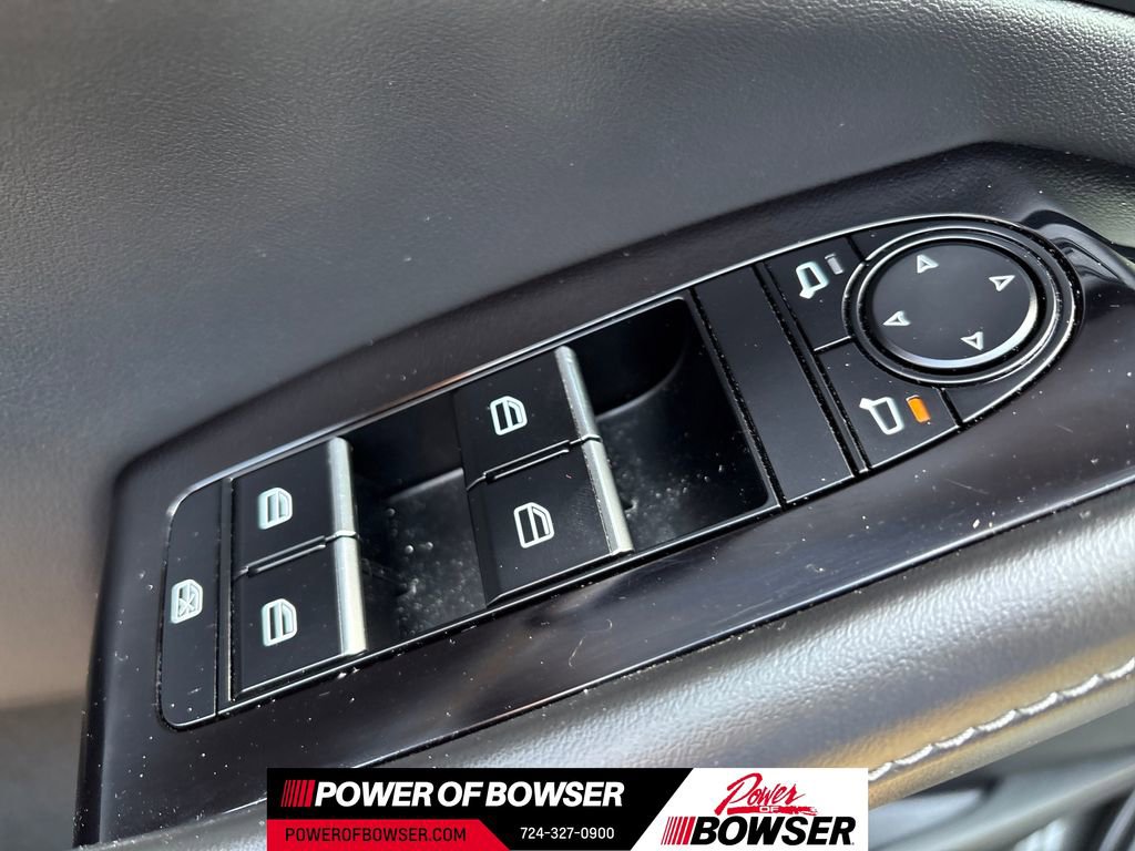 Used 2025 MAZDA CX-30 AWD 2.5 S w/ Select Sport Pkg image 12