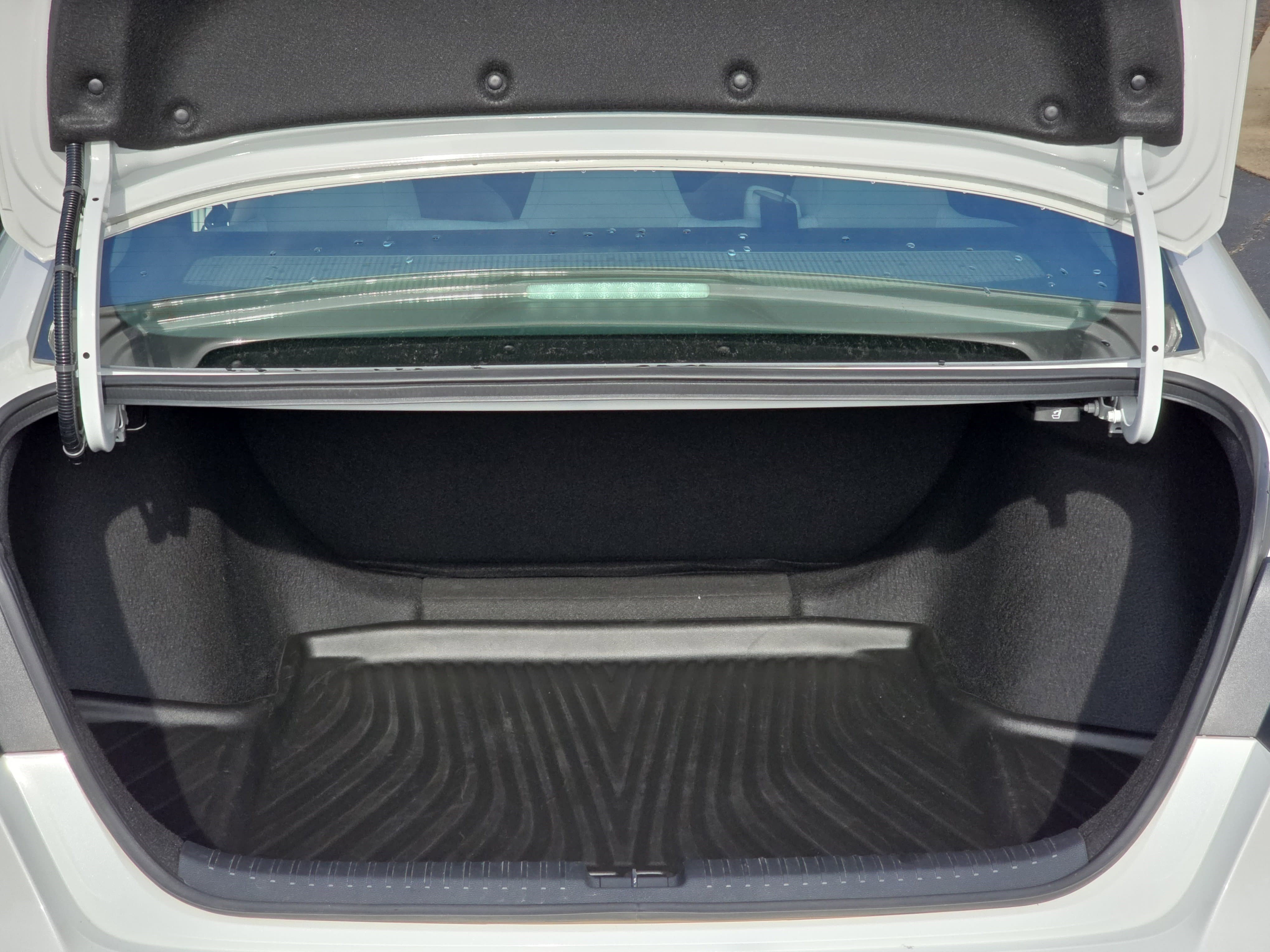 Certified 2025 Honda Accord LX image 12