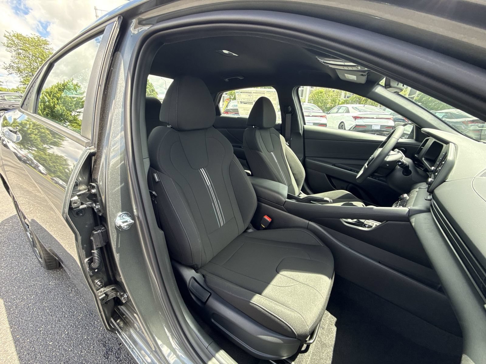 New 2026 Hyundai Elantra Sport FWD image 25
